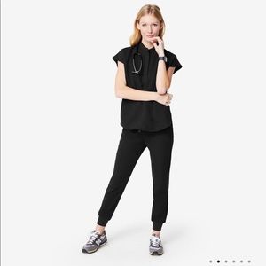 FIGS Zamora Joggers - Small Regular (Black)